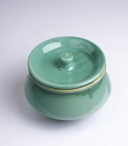 Handmade Cermic Serving Bowl With Lid - 1 Set - Price In USD