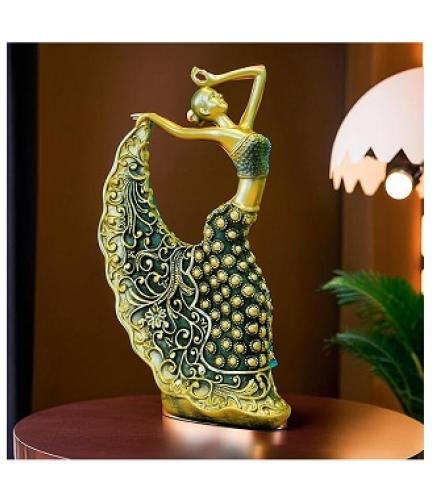 Aesthetic Dancing Lady Show Pieces for Home Decor 