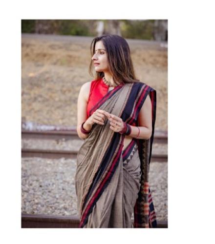 ADbutiq Printed Handloom Handloom Pure Cotton Saree (Beige)